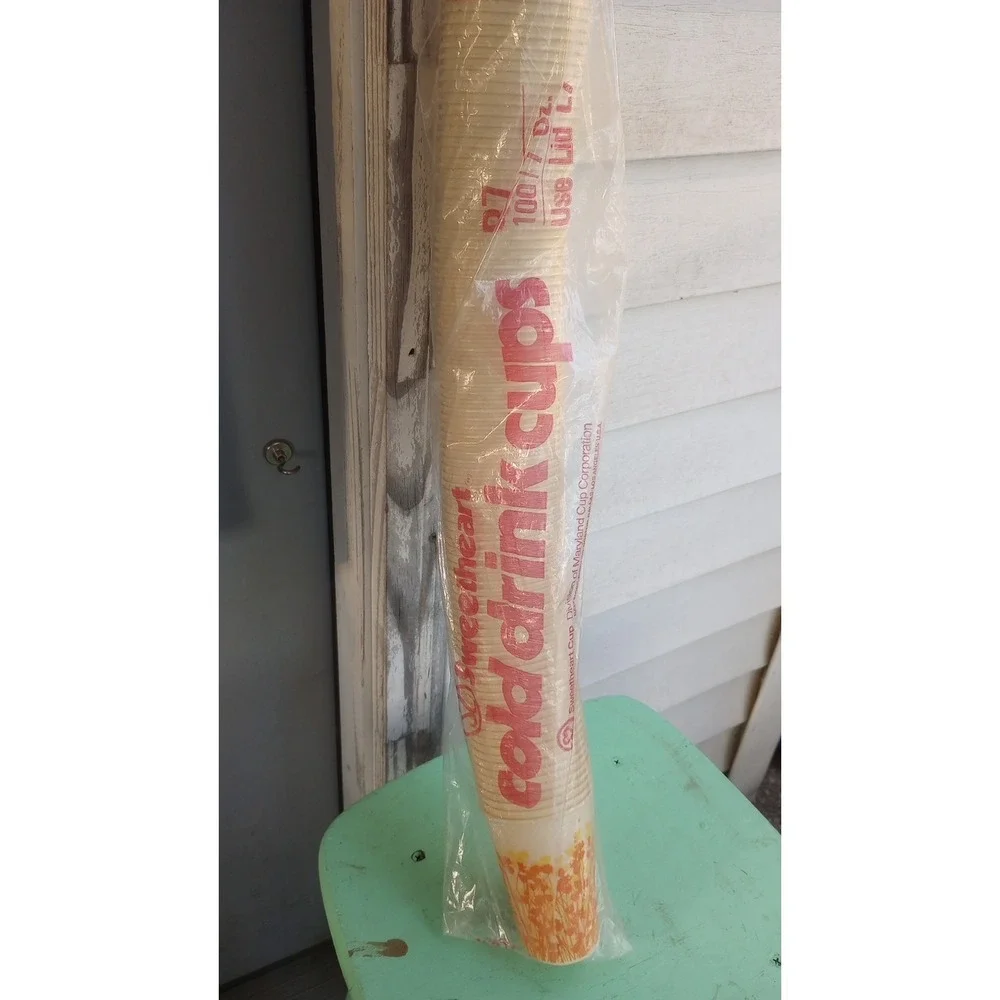 Vtg‎ Rare Sleeve Sweetheart Floral Yellow Orange Flower Wax Paper Cups 100 7 oz.